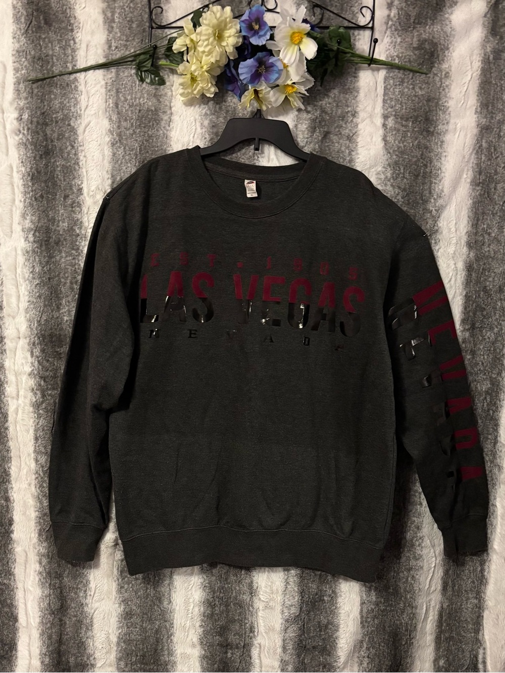 Las Vegas Graphic Crewneck Sweatshirt - Black size XL